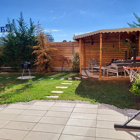 Sika Sunny Garden Apartment Arad Zewnętrze zdjęcie